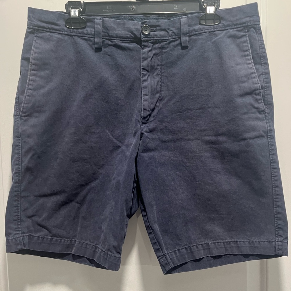 Banana Republic Men's Shorts Size 33 - Navy Blue Casual Wear